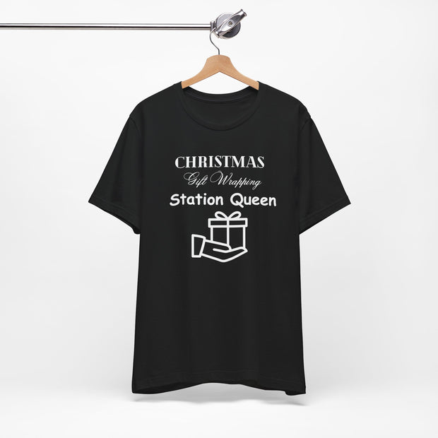 Christmas wrapping Queen t shirt