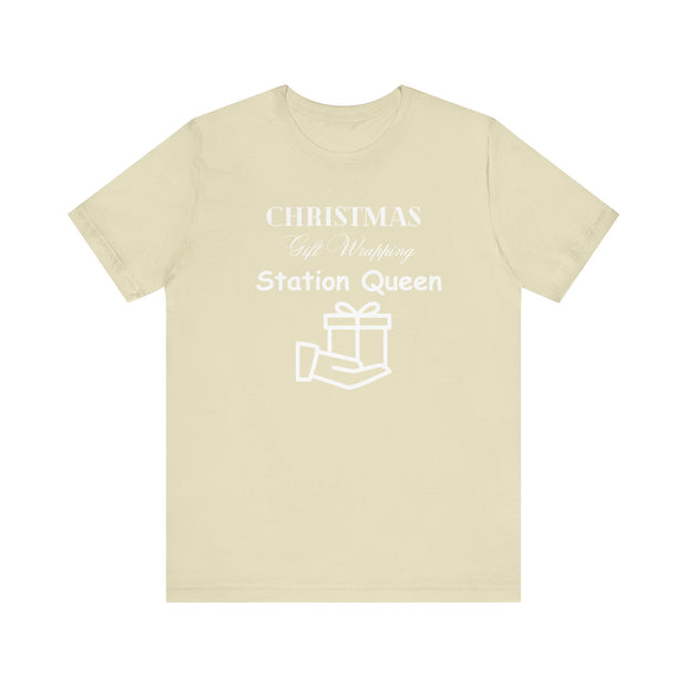 Christmas wrapping Queen t shirt